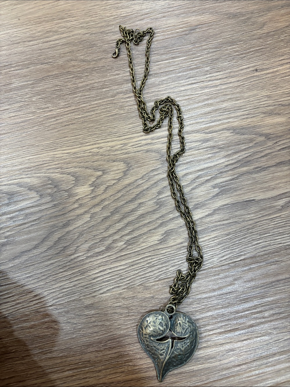 20-vintage Antique-Style Heart Pendant Necklace in Brass Finish